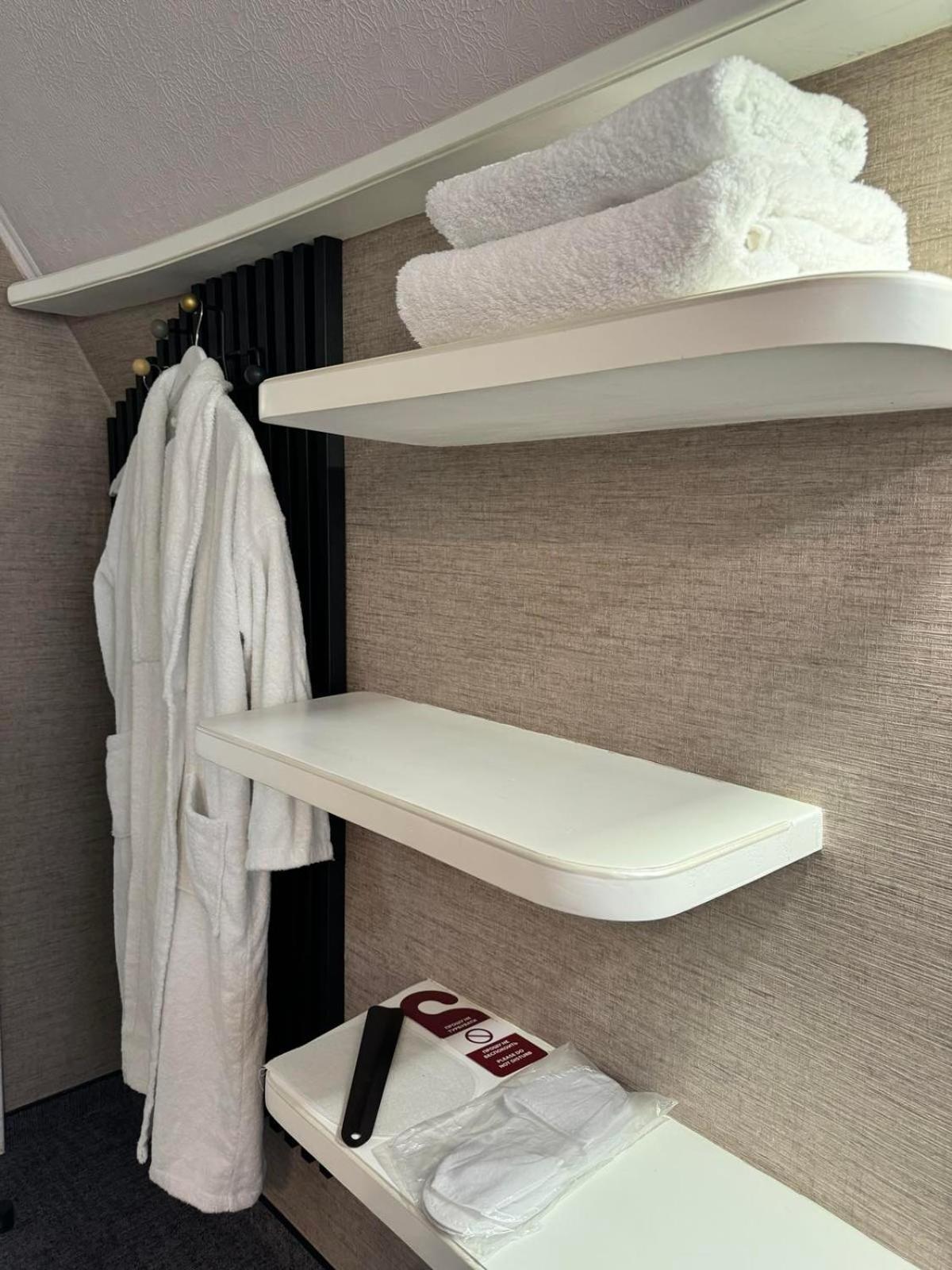 Hotel Veles Zolotonosha Eksteriør billede