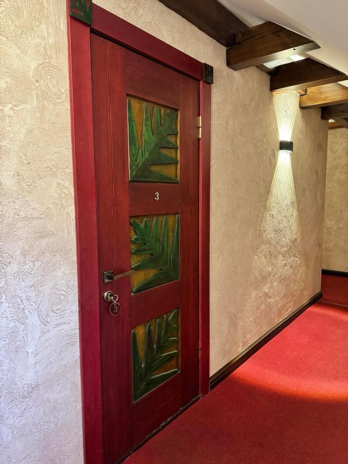 Hotel Veles Zolotonosha Eksteriør billede