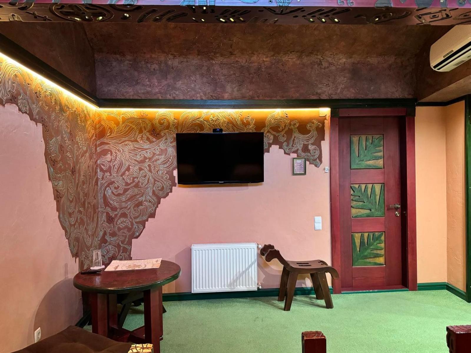 Hotel Veles Zolotonosha Eksteriør billede