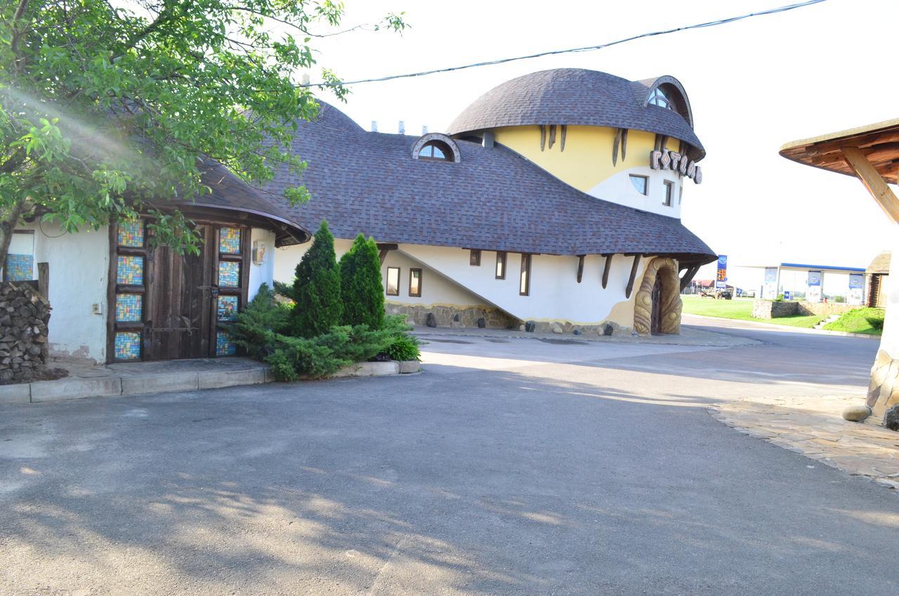 Hotel Veles Zolotonosha Eksteriør billede